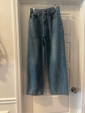 Wide-Leg Women's Light Blue Denim Jeans